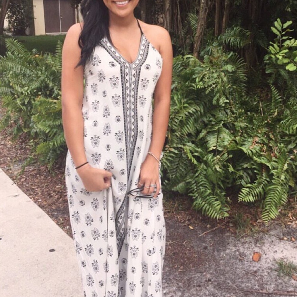 🌟 FLYING TOMATO MAXI DRESS 🌟